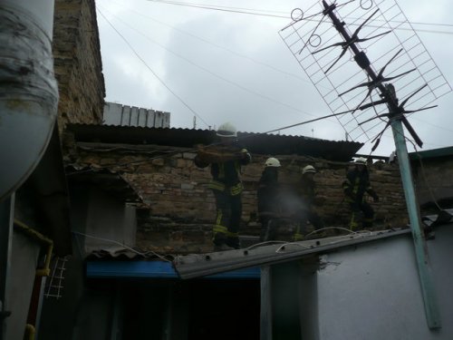 В Одессе взорвался дом: мужчину госпитализировали в крайне тяжелом состоянии В Одессе взорвался дом: мужчину госпитализировали в крайне тяжелом состоянии