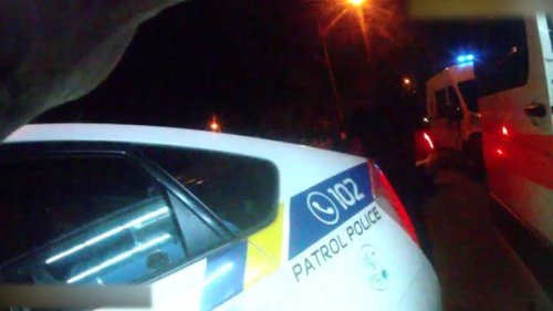 ДТП в Запорожье: девушка сбила двух пешеходов и врезалась в патрульных ДТП в Запорожье: девушка сбила двух пешеходов и врезалась в патрульных