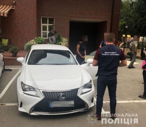 Глава общественного совета ГФС Киева погорела на взятке в 2 миллиона