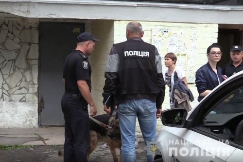 В Киеве иностранец задушил женщину на съемной квартире В Киеве иностранец задушил женщину на съемной квартире