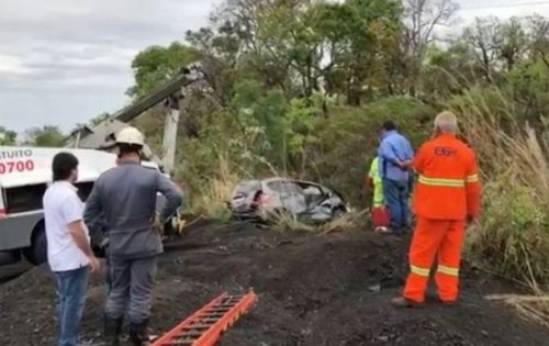 Ребенок два дня бродил вдоль трассы, потеряв родителей в ДТП Ребенок два дня бродил вдоль трассы, потеряв родителей в ДТП