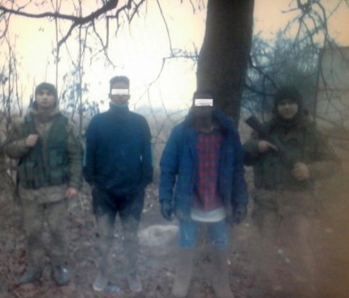 На Закарпатье со стрельбой задержали нелегалов-сомалийцев На Закарпатье со стрельбой задержали нелегалов-сомалийцев