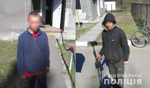 Причиной пожара в зоне отчуждения ЧАЭС назвали брошенные черными археологами окурки Причиной пожара в зоне отчуждения ЧАЭС назвали брошенные черными археологами окурки