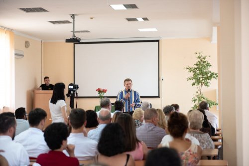 Сергей Кивалов поздравил коллектив Одесского мединститута МГУ с наступащим профессиональным праздником Сергей Кивалов поздравил коллектив Одесского мединститута МГУ с наступащим профессиональным праздником