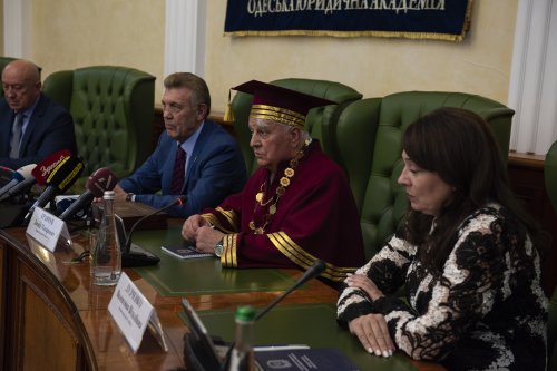 ������ ��������� ����������� ������� ���� �������� �������� Honoris causa �������� ����������