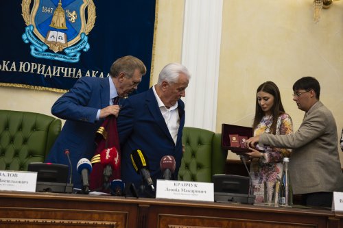 ������ ��������� ����������� ������� ���� �������� �������� Honoris causa �������� ����������