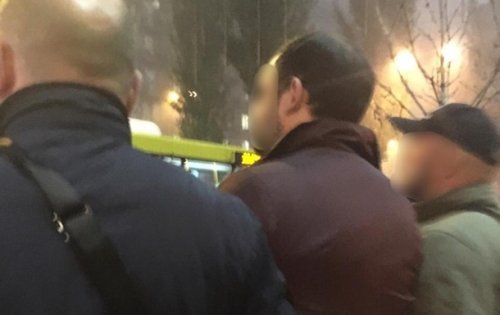 В Киеве задержали хакера, который украл миллионы в финучреждениях США В Киеве задержали хакера, который украл миллионы в финучреждениях США