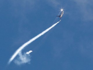   F-16   