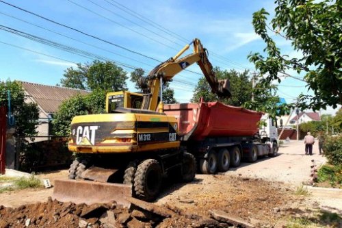 В Малиновском районе Одессы ремонтируют улицу Северную В Малиновском районе Одессы ремонтируют улицу Северную