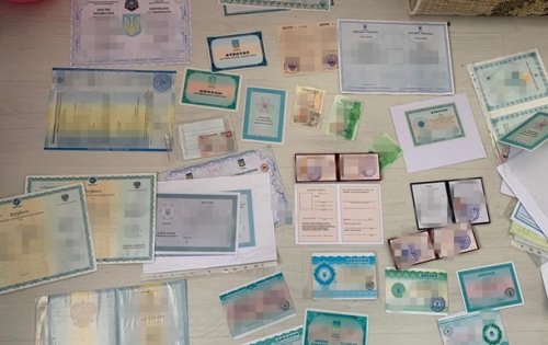 СБУ блокировала крупный канал незаконной миграции иностранцев в страны ЕС СБУ блокировала крупный канал незаконной миграции иностранцев в страны ЕС