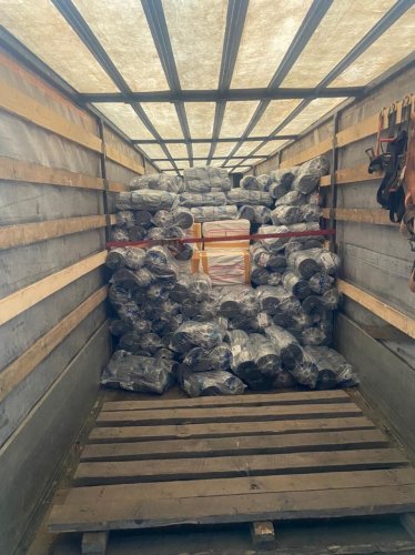 Одесские таможенники обнаружили 7,5 т табака для кальяна, спрятанного в пряже