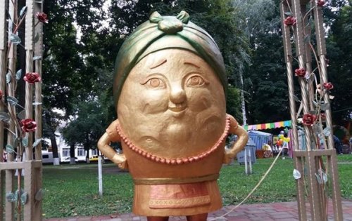 В Житомирской области установили памятник картошке