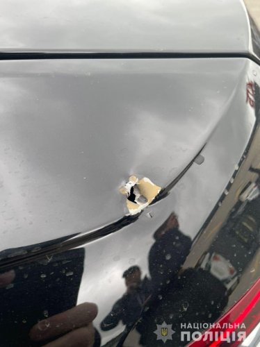 Под Киевом обстреляли машину первого помощника президента Шефира