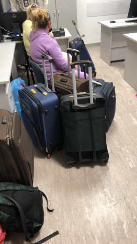 Украинки привезли из Египта чемоданы прекурсора