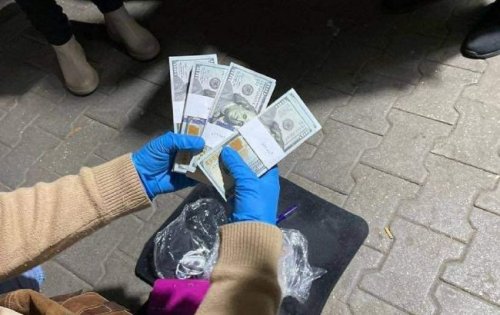 Мошенница со "связями" в САП пыталась выманить у экс-прокурора 40 тысяч долларов