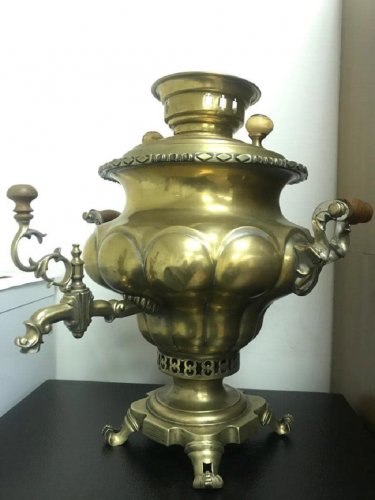 Из Украины пытались вывезти старинный тульский самовар Из Украины пытались вывезти старинный тульский самовар