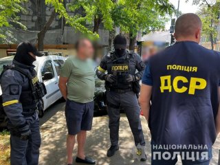 Полиция накрыла группу чиновников Одесского горсовета, наживавшихся на рекламных конструкциях