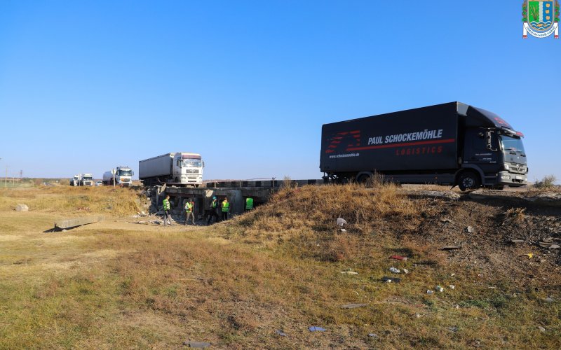 �� ������ �-15 ������-���� ��������� �������� ����