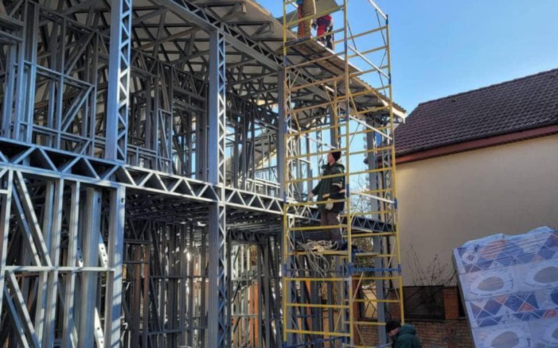 В Одессе на Фонтанской дороге демонтировали нахалстрой В Одессе на Фонтанской дороге демонтировали нахалстрой